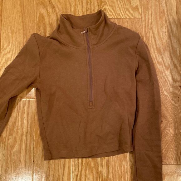 Aritzia Sunday Best Mock Neck Zip Up Size XS - Picture 1 of 2